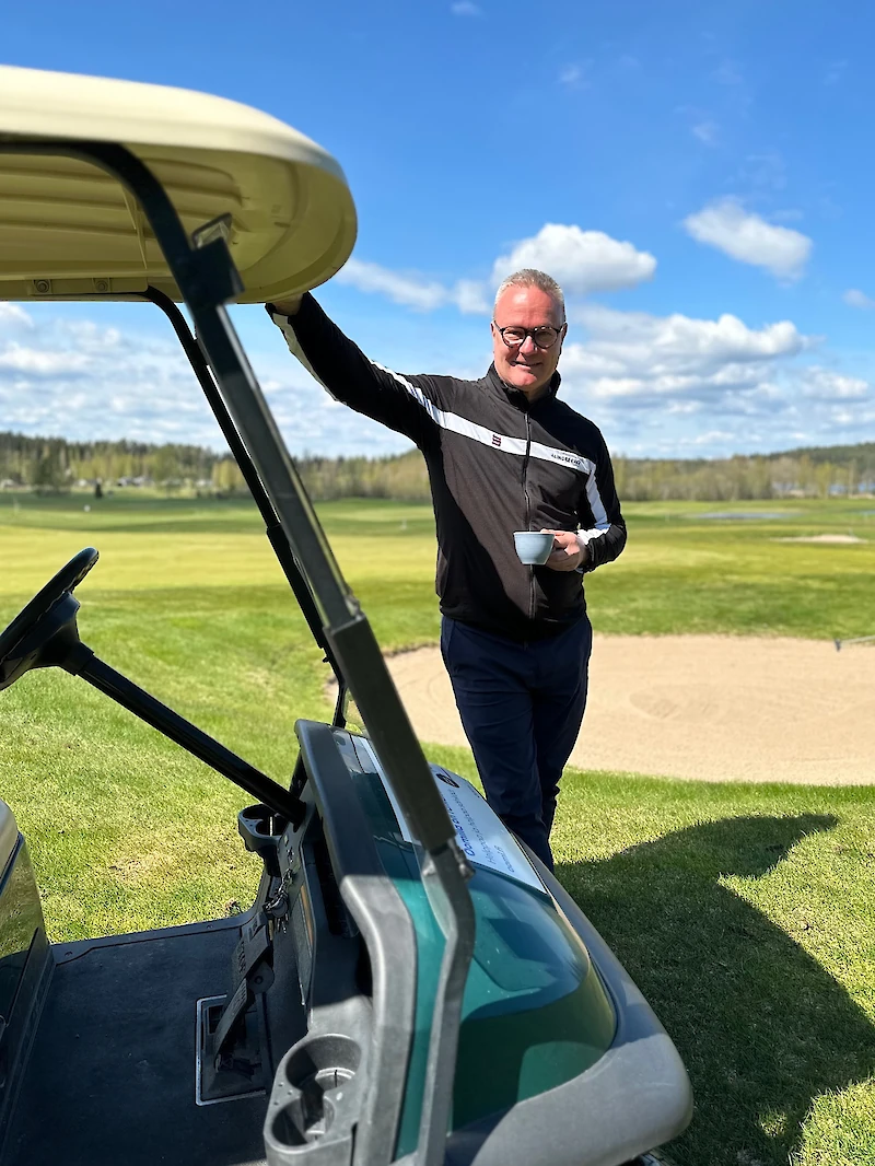 Juha Skytällä on paljon suunnitelmia. Tällä viikolla Niskaporttiin on saapunut kesäkanoja.