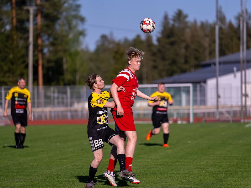 Pyry Makkonen pelasi jälleen vahvan ottelun iittiläisten keskikentällä. (Kuva: Petri Laitakari.)