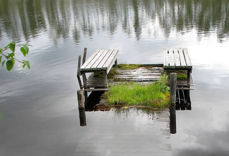 Jos mökki tuntuu työleiriltä, ratkaisu voi löytyä mökkitalkkarin palveluista. (Kuva: Kuvia Suomesta.)