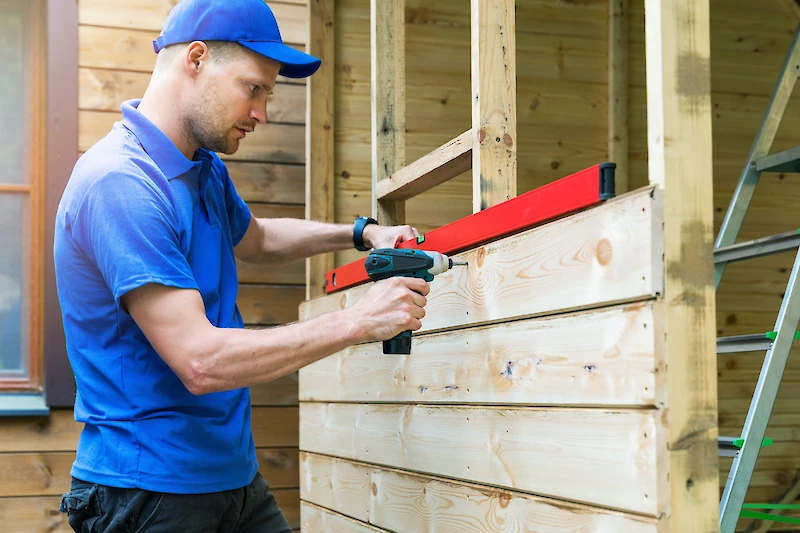 Uusi rakentamislaki helpottaa lupabyrokratiaa. (Kuvituskuva: Adobe Stock)