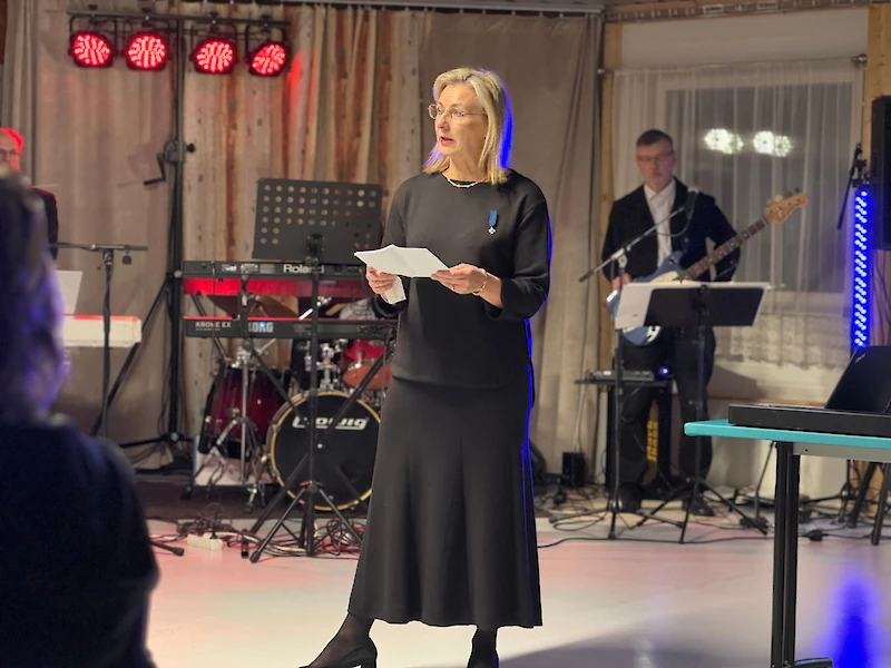 Maakuntajohtaja Niina Pautola-Mol oli puhumassa Iitin Yrittäjien juhlassa viime vuonna. (Kuva: Arkisto/Veli-Pekka Kelloniemi)
