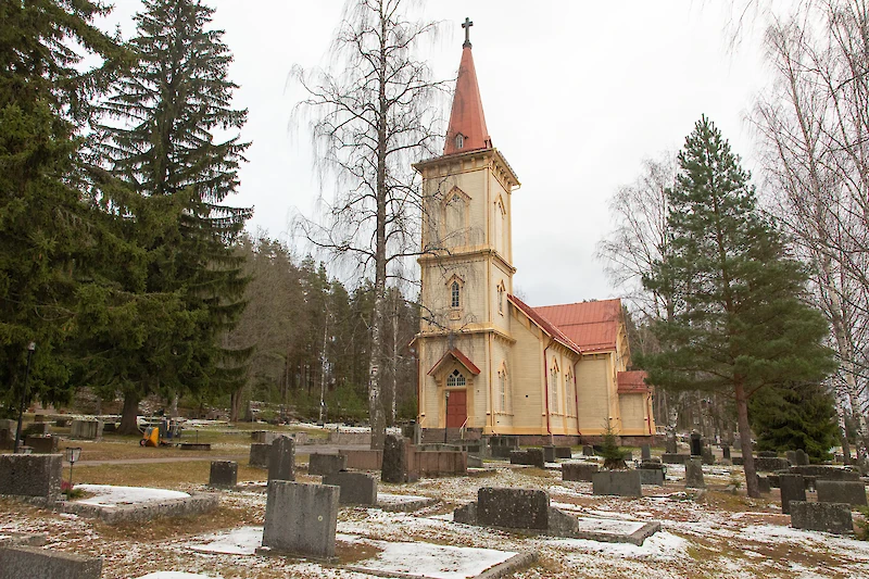 Jaalan kirkko on rakennettu vuonna 1878. (Kuvat: Sara Evans)