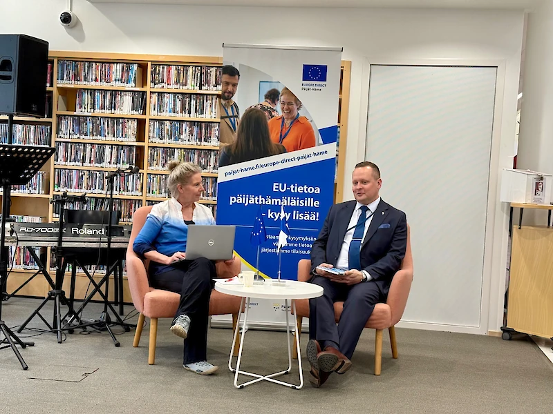 Hanna Nohynek ja Jarkko Salonen.
