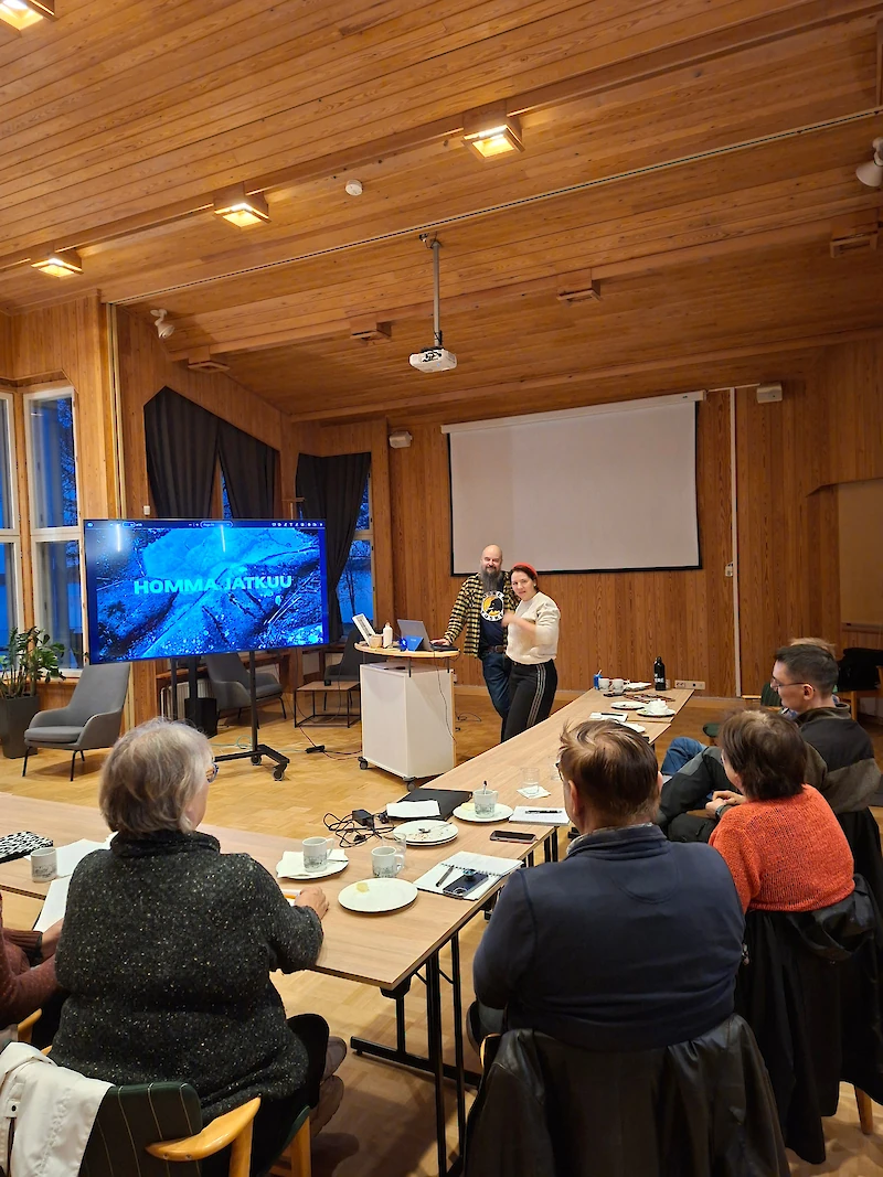 Kuva hankkeen Radalla Resortissa pidetystä koulutustilaisuudesta. (Kuva: Annukka Linninen)