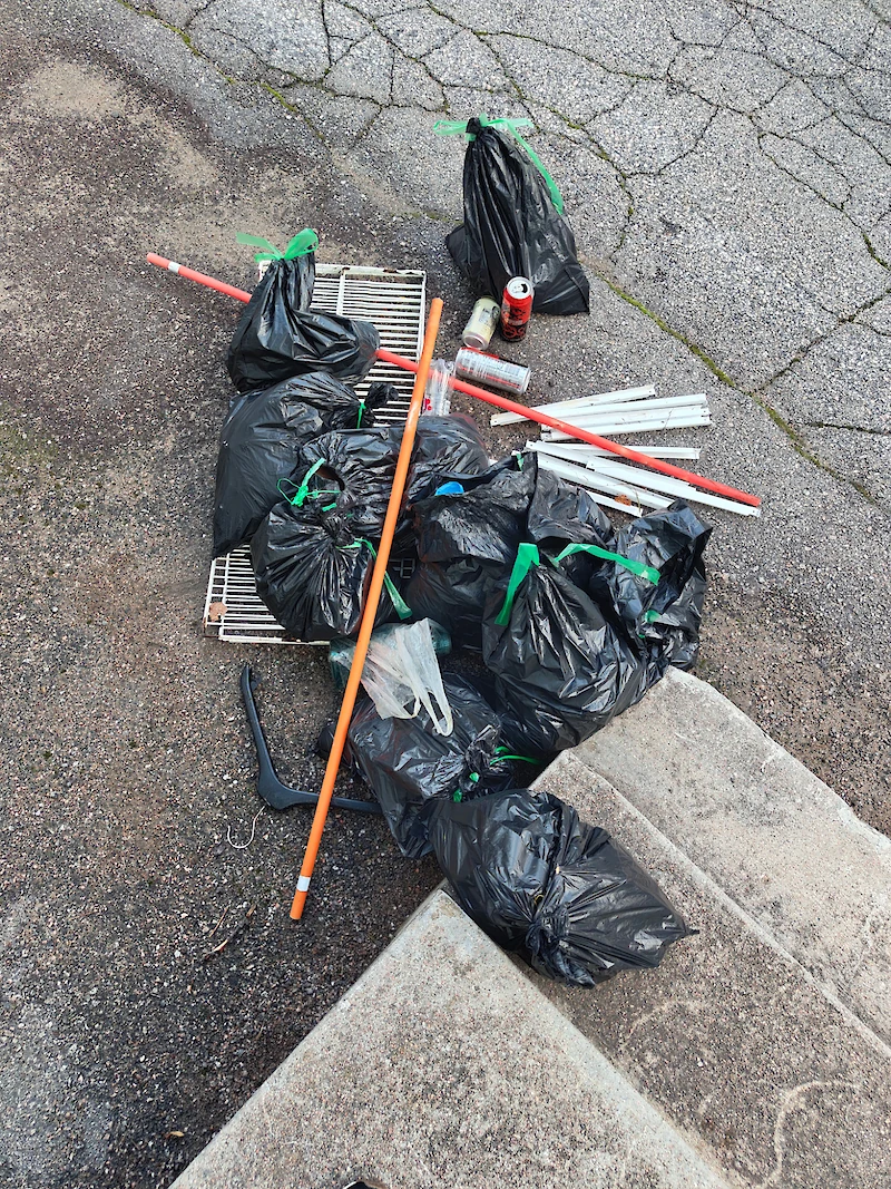 Kausalan Yrityksen saalis yläkoulun läheisyydestä.