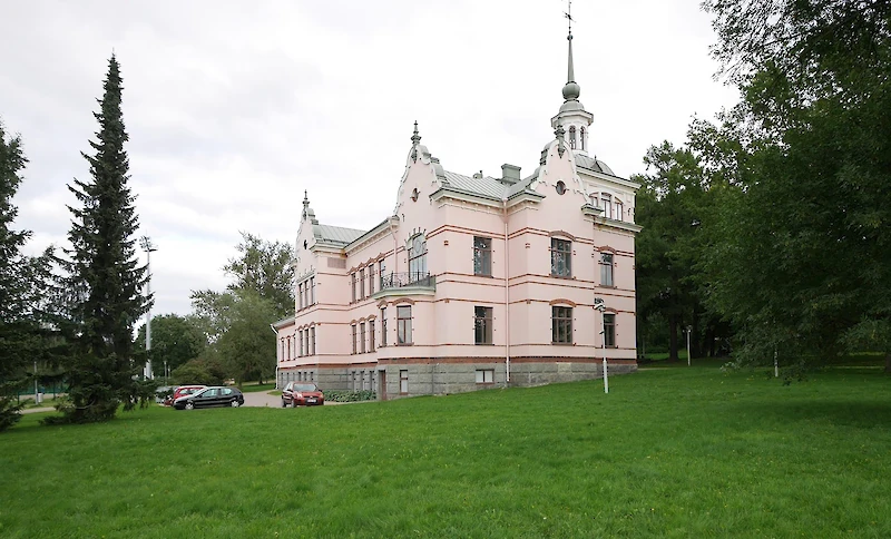 Lahden historiallinen museo sijaitsee kaupungin keskustassa. (Kuva: Lahden kaupunki.)
